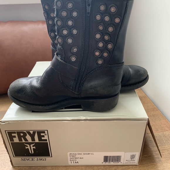 Frye boots size 11 - Picture 4 of 7